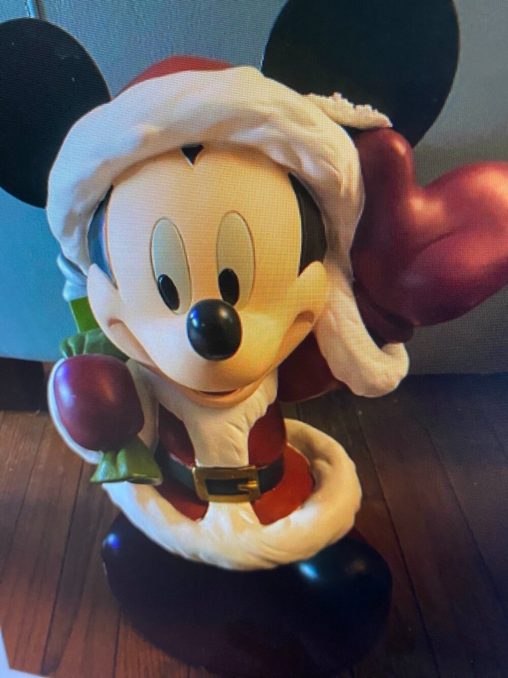 Disney 2006 Santa MINNIE MOUSE Christmas 16" Garden Statue Big Fig Figure in Box